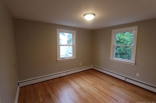 15 Collins St, New Britain CT  06051-3605 exterior