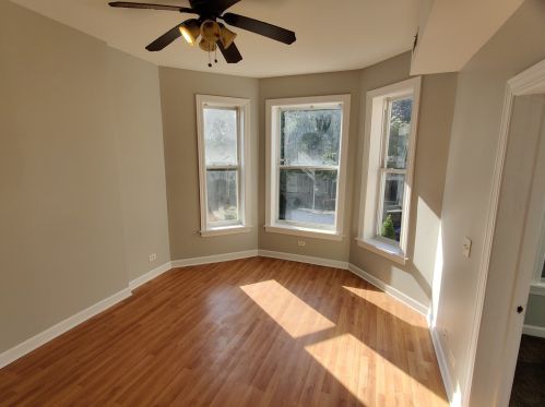 6121 Green St, Chicago, IL 60621-2007