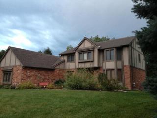 10720 Hickory Knoll Ct, Brighton Twp, MI 48114-9297