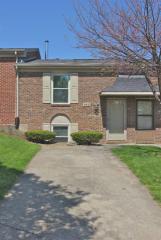 555 El Paseo Pl, Lexington, KY 40517-4149