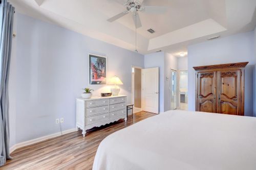 2885 Eagle Dr, Fort Pierce FL 34951-2374 exterior