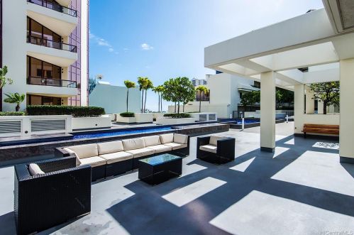 725 Kapiolani Blvd, Honolulu HI 96813-5247 exterior