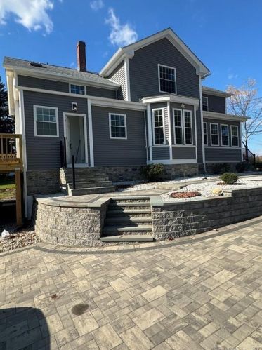 77 Prospect Hill Rd, Windsor CT  06095-1642 exterior