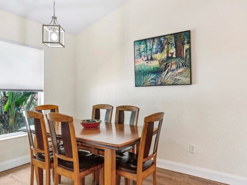 1919 Beekman St, Fort Pierce FL 34953-1727 exterior