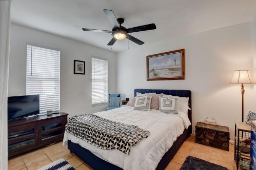 23 Las Flores, Boynton Beach FL 33426-8808 exterior