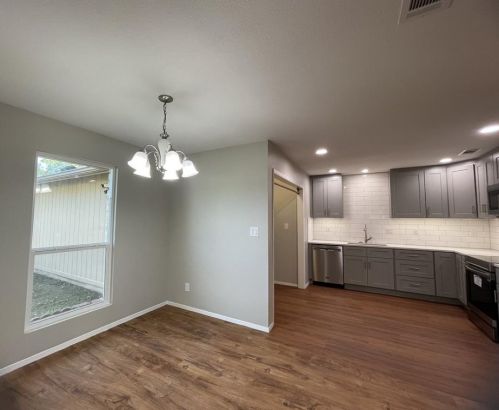 12810 Copper Cliff Ave, Austin TX  78727-4309 exterior