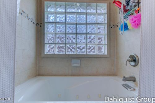 883 Post Rd, Meskegon MI 49441-4045 exterior