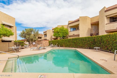 2228 52nd St, Phoenix AZ  85008-3443 exterior