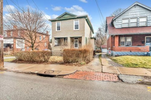 1321 Beechview Ave, Pittsburgh PA  15216-3343 exterior