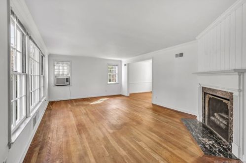 20 Bayside Ter, Riverside CT  06878-1617 exterior