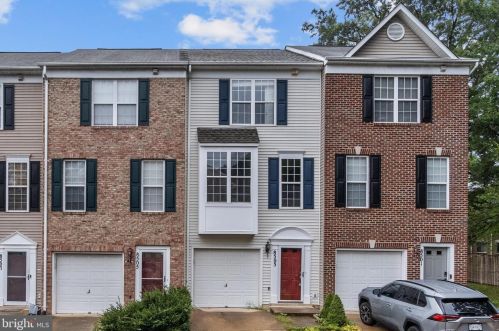 8503 Towne Manor Ct, Alexandria VA  22309-4504 exterior