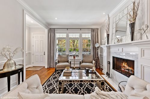 1746 Artesian Ave, Chicago IL  60647-5311 exterior