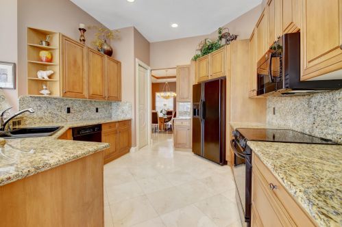 6774 Garde Rd, Boynton Beach FL 33472-7315 exterior