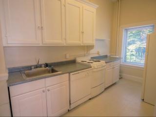 1470 Beacon St, Brookline MA  02446-2628 exterior