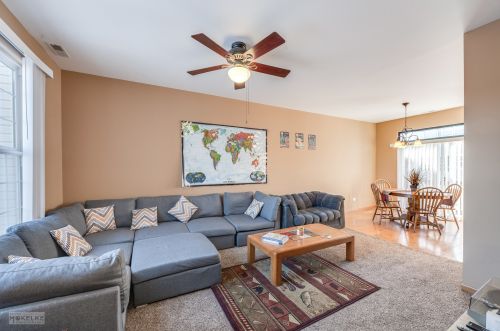 2325 Graystone Dr, Joliet, IL 60431-1611