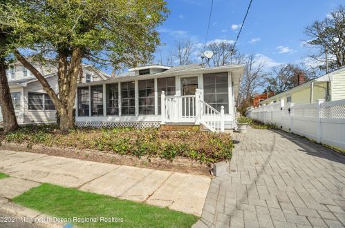 1828 Pine Ter, Belmar, NJ 07719-2920