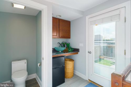 977 Lawrence St, Philadelphia PA 19120-4127 exterior