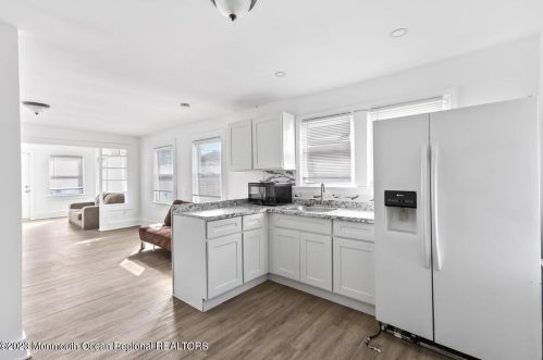 504 Ave, Belmar NJ 07719-2433 exterior