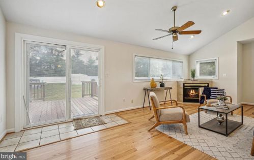 5247 Mitchell St, Alexandria VA 22312-2126 exterior