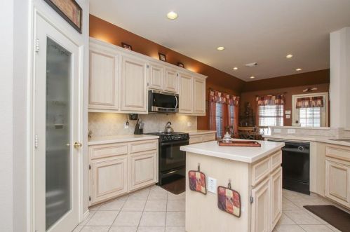 7103 Timber Post Ln, Humble TX 77346-3384 exterior