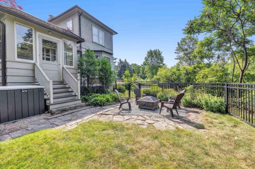 1469 Lilac Ln, Milwaukee WI  53217-2960 exterior