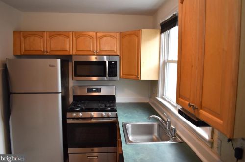 338 Jackson St, Philadelphia PA 19148-3308 exterior