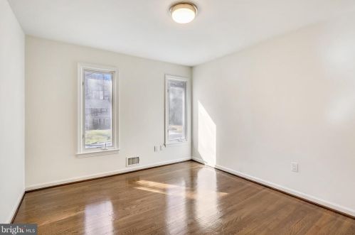 10409 Gainsborough Rd, Rockville MD 20854-2510 exterior