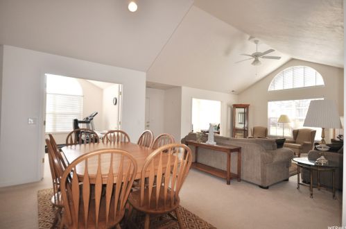 2073 Jordan Villa Dr, Taylorsville UT exterior