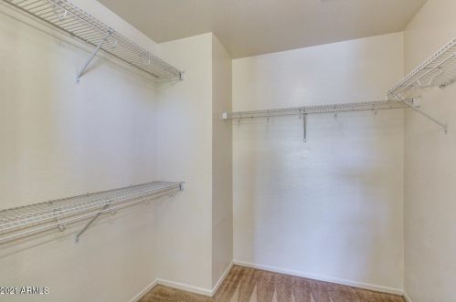 5906 32 Ave, Phoenix AZ 85017-4015 exterior