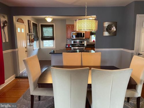 3118 Guilford St, Philadelphia PA 19152-4504 exterior