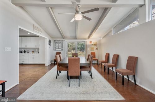 8708 Camden St, Alexandria VA 22308-2318 exterior