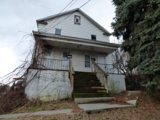 518 Meade St, Scranton, PA 18512-1220