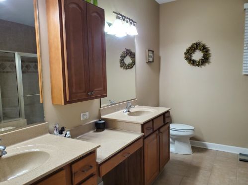 2203 Timberline Trl, Bull Valley IL 60098-8759 exterior