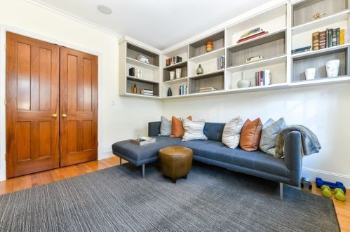 105 Myrtle St, Boston MA exterior