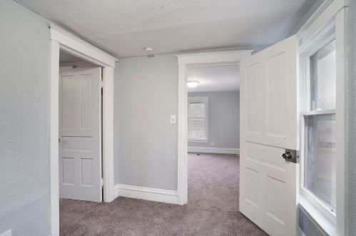 1312 Burdick St, Kalamazoo MI  49007-2553 exterior