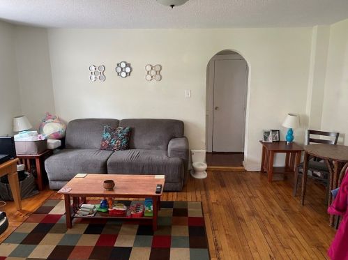 57 Maple Ave, North Andover MA 01845-3613 exterior