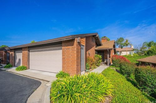 2720 Torrey Pine Dr, Fullerton, CA 92835-2848