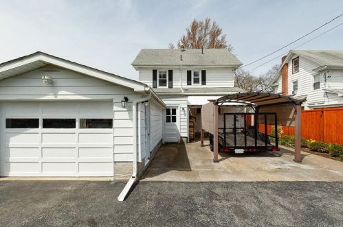 45 Mitchell Ave, Poughkeepsie NY 12603-3420 exterior