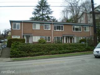 502 39th St, Seattle WA  98057-4910 exterior