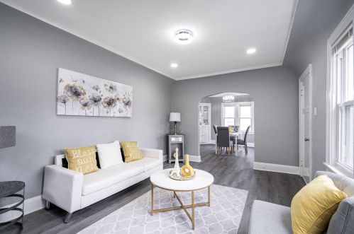 5946 40th St, Milwaukee WI  53209-3923 exterior