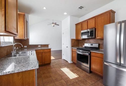 11025 Boundless Valley Dr, Austin TX  78754-5981 exterior