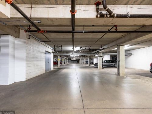 1800 Graham Ave, Saint Paul MN  55116-3289 exterior