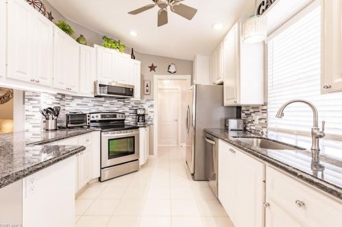 4091 Los Altos Ct, Naples FL 34109-1309 exterior