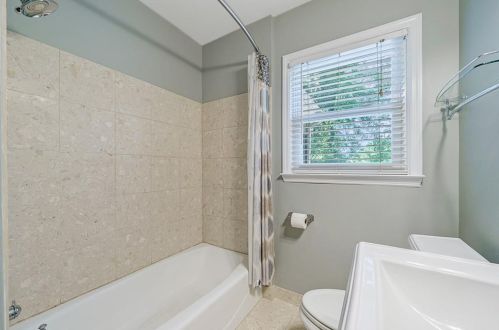 1348 Merry Ln, Atlanta GA 30329-3906 exterior