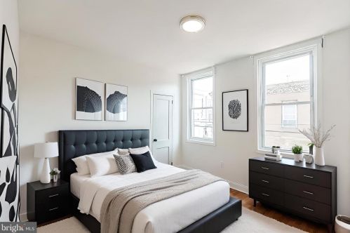 2015 5 St, Philadelphia PA 19148-2547 exterior