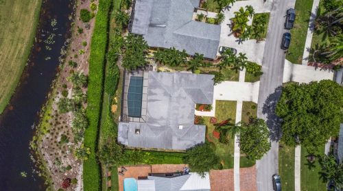 17320 Lake Park Rd, Boca Raton FL 33487-1166 exterior