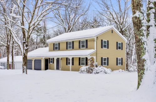 14 Betty Ln, Concord, NH 03304-3502