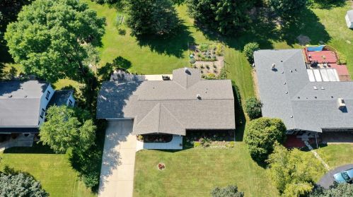 9055 Goldendale Dr, Milwaukee, WI 53223-2249