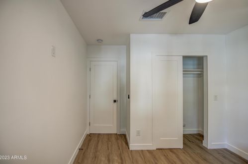 4043 44th Pl, Phoenix AZ  85018-5401 exterior