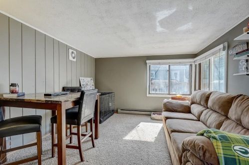 2800 86th St, Milwaukee WI  53222-4724 exterior